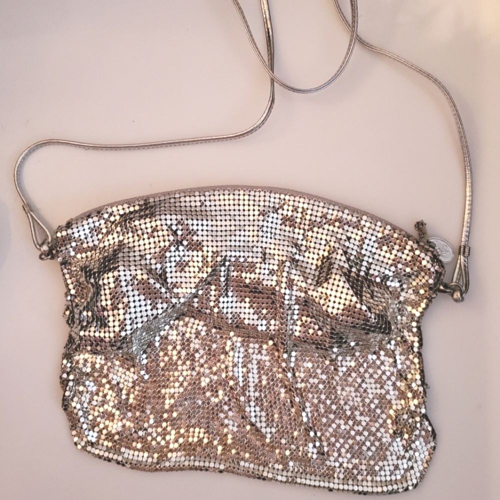 Vintage metal mesh handbag
